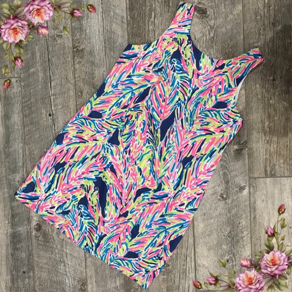 Lilly Pulitzer Dresses & Skirts - Lilly Pulitzer sleeveless dress with back zipper